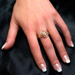 Golden ring, diamonds, ripples